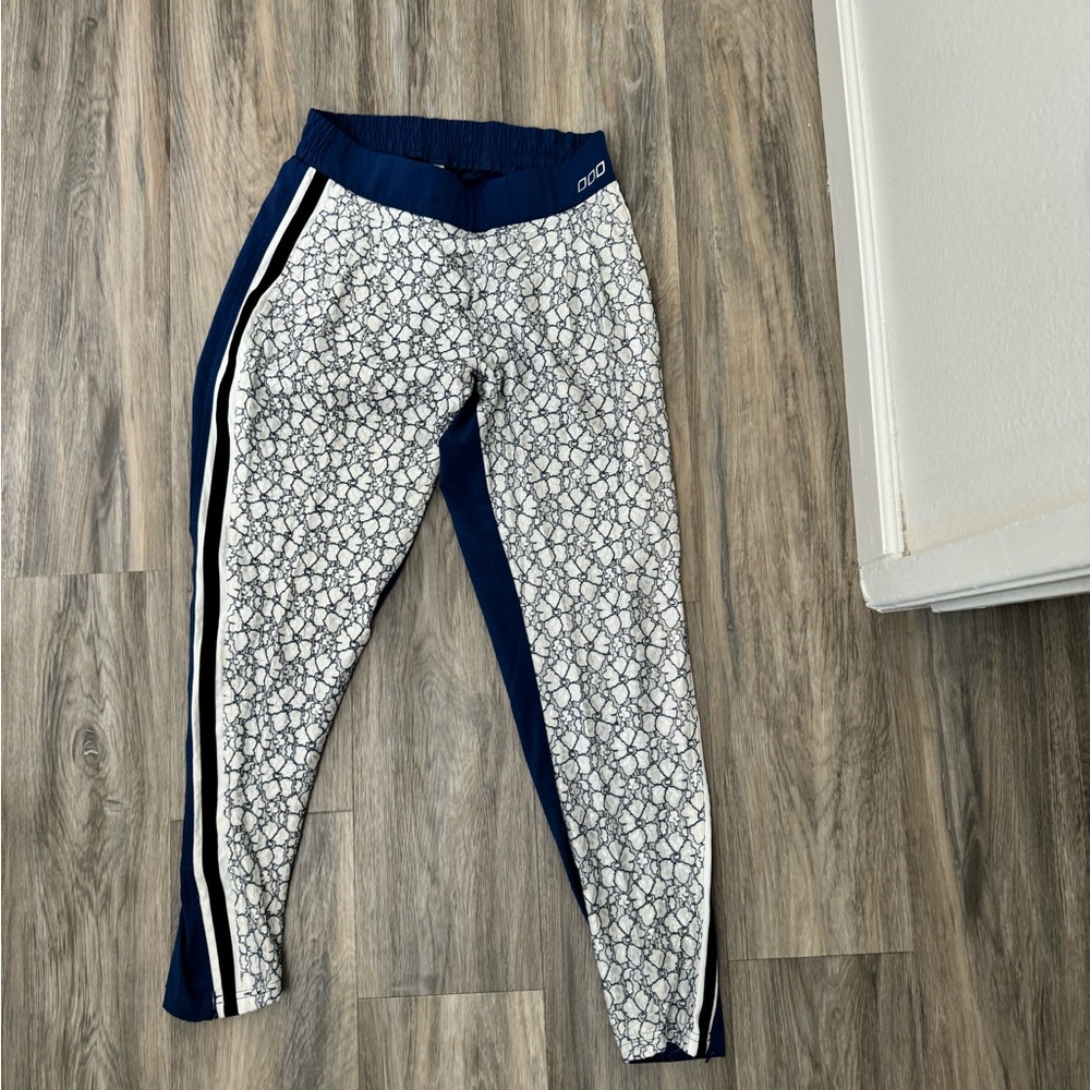Lorna Jane joggers size small